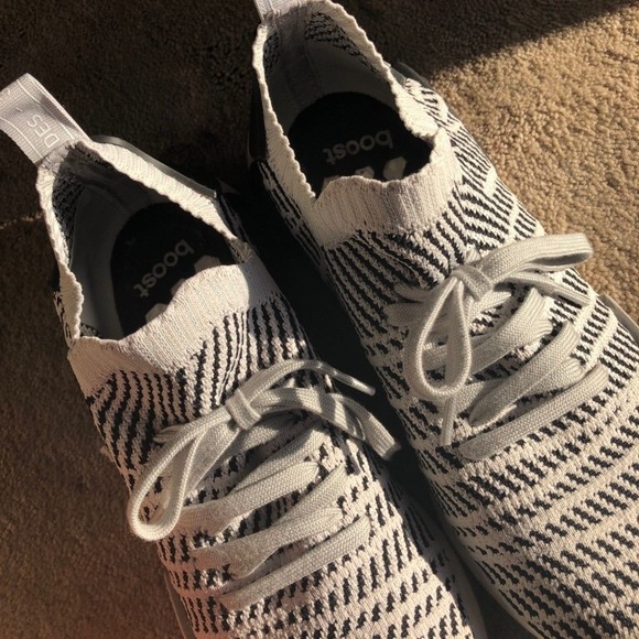 ADIDAS - Picture 2 of 3